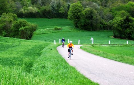 burgundy bike tour